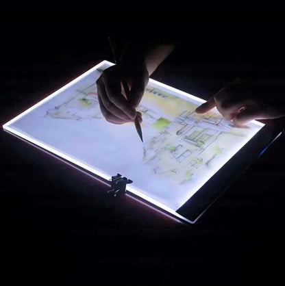 A4 LED šviesos lenta piešimui ir kalkavimui