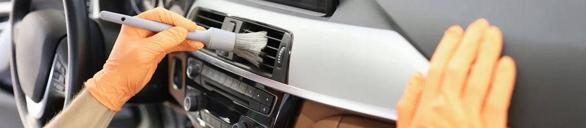 ADBL Interior Cleaner automobilio salono plastikų valymo rinkinys, 1 l