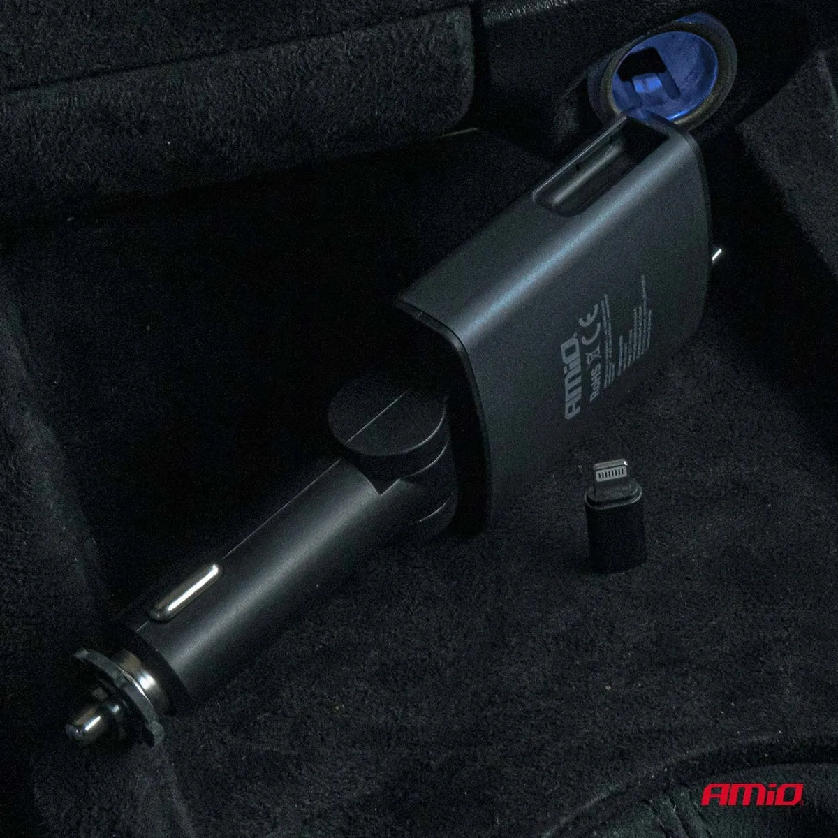 Automobilinis FM siųstuvas 1×USB-A 1×USB-C 12V 24V AMIO-04656
